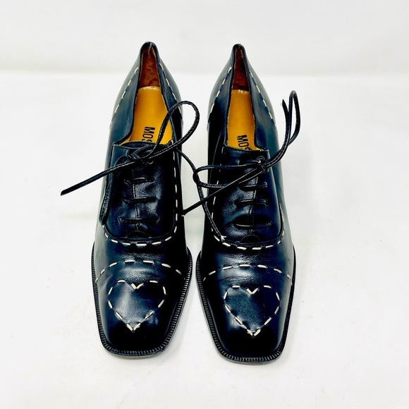 Moschino Black Leather Square Toe Oxford Shoes Heart